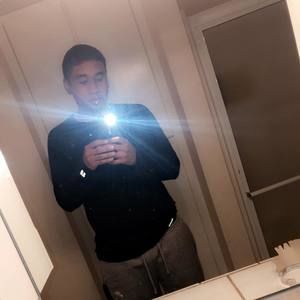 Meet your Posher, Darrel